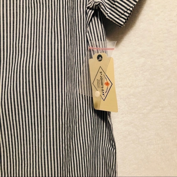 NWT St. John’s Bay Striped Button Down Crewneck Blouse Size Small - Picture 4 of 9